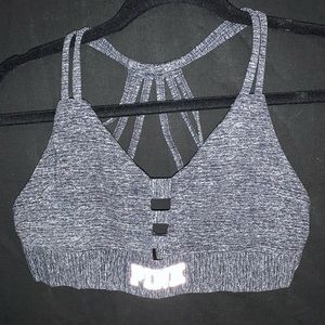 Women’s sport bra